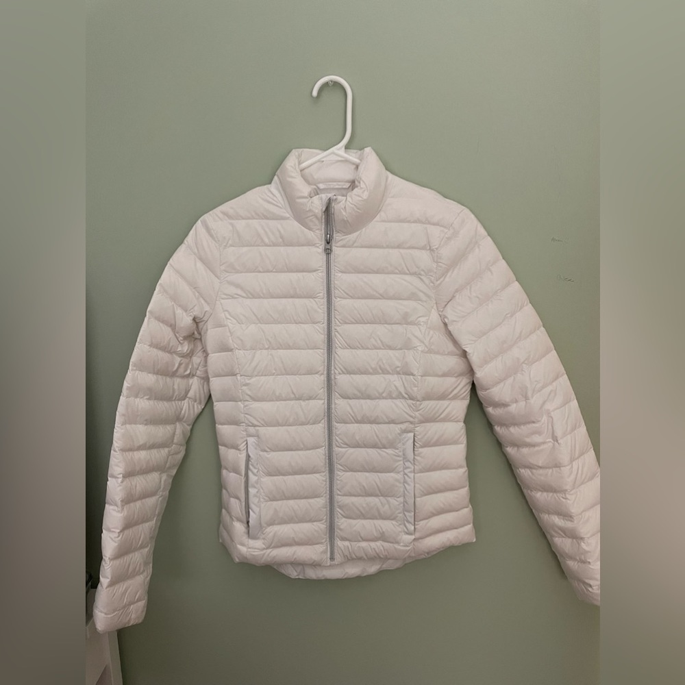 CORE White Puff Jacket
